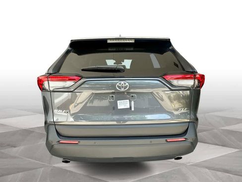 Used 2025 Toyota RAV4 XLE Premium w/ Weather Package FWD image 7