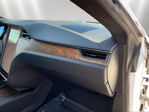 Used 2019 Tesla Model S Long Range AWD/4WD image 25