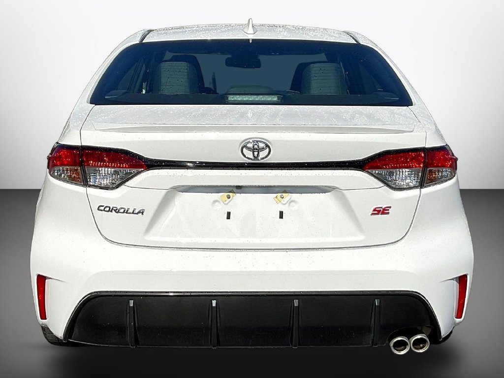 Used 2026 Toyota Corolla SE FWD image 5