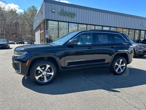 New 2026 Jeep Grand Cherokee Limited AWD/4WD image 9
