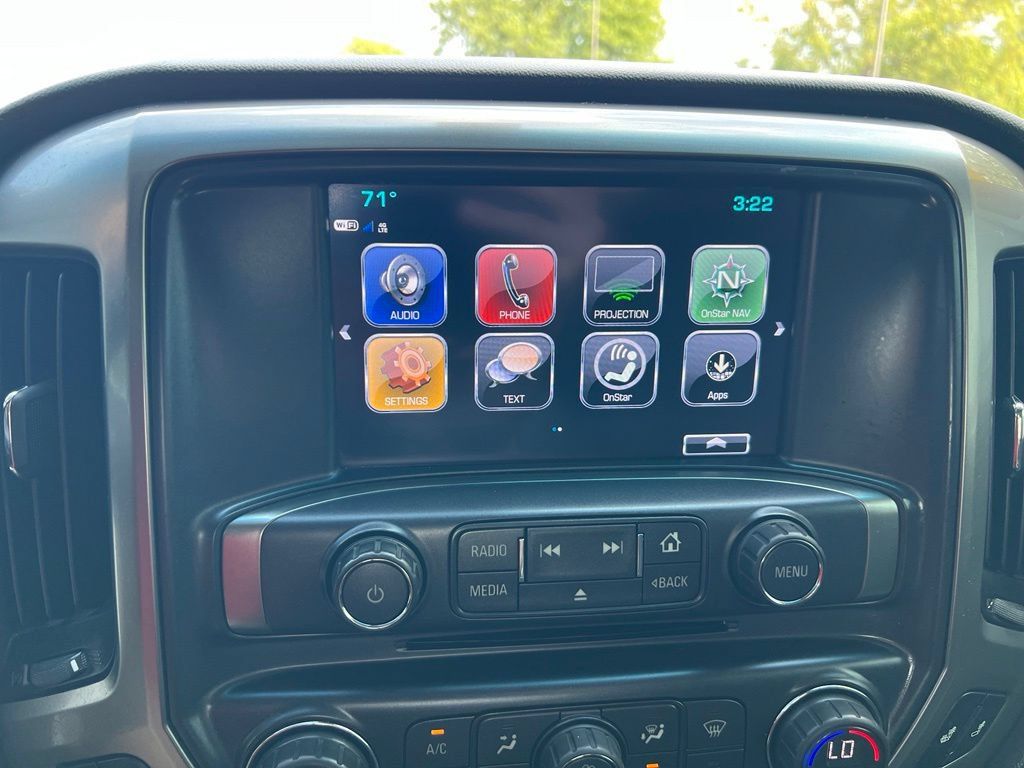 Used 2018 Chevrolet Silverado 1500 LT w/ All Star Edition AWD/4WD image 30