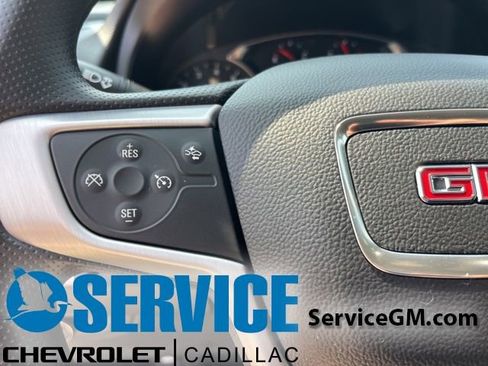 Used 2023 GMC Terrain SLE w/ Elevation Edition FWD image 16