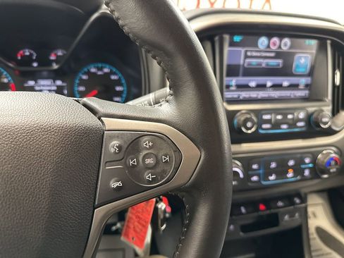 Used 2015 Chevrolet Colorado Z71 image 29