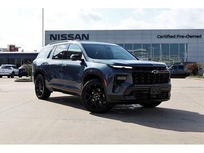 Used 2025 Chevrolet Traverse RS