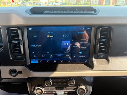 Used 2021 Ford Bronco Wildtrak AWD/4WD image 15