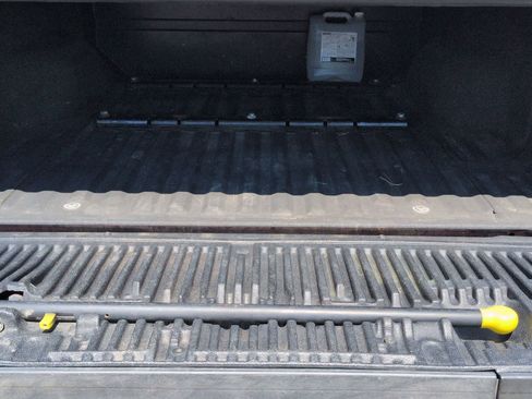 Used 2016 Ford F350 Platinum w/ FX4 Off-Road Package AWD/4WD image 36