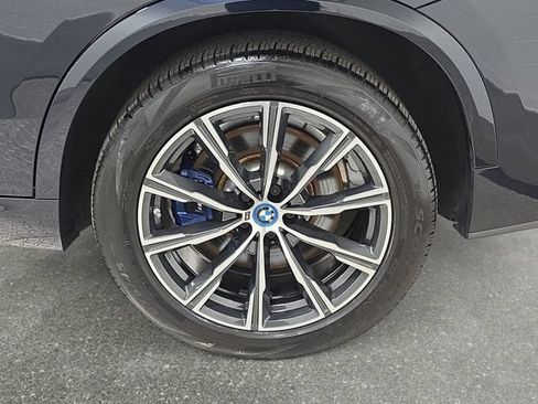 Used 2024 BMW X5 xDrive50e w/ M Sport Package AWD/4WD image 28