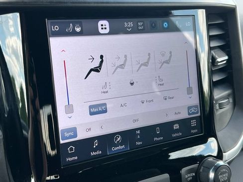 Used 2022 RAM 1500 Big Horn AWD/4WD image 27