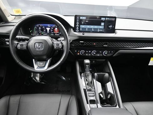 Certified 2025 Honda Accord Touring image 20