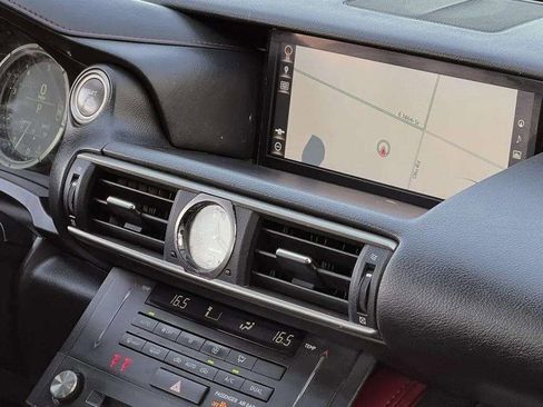 Used 2018 Lexus RC 300 AWD image 32