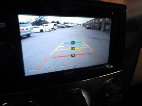 Used 2006 HUMMER H3 w/ Chrome Appearance Package image 28