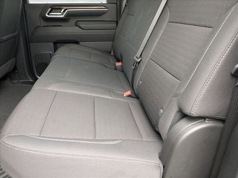 Used 2024 Chevrolet Silverado 3500 LT image 17