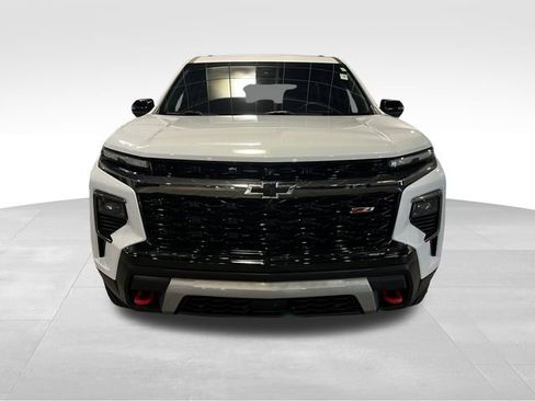 Used 2026 Chevrolet Traverse Z71 w/ Driver Confidence Package AWD/4WD image 2