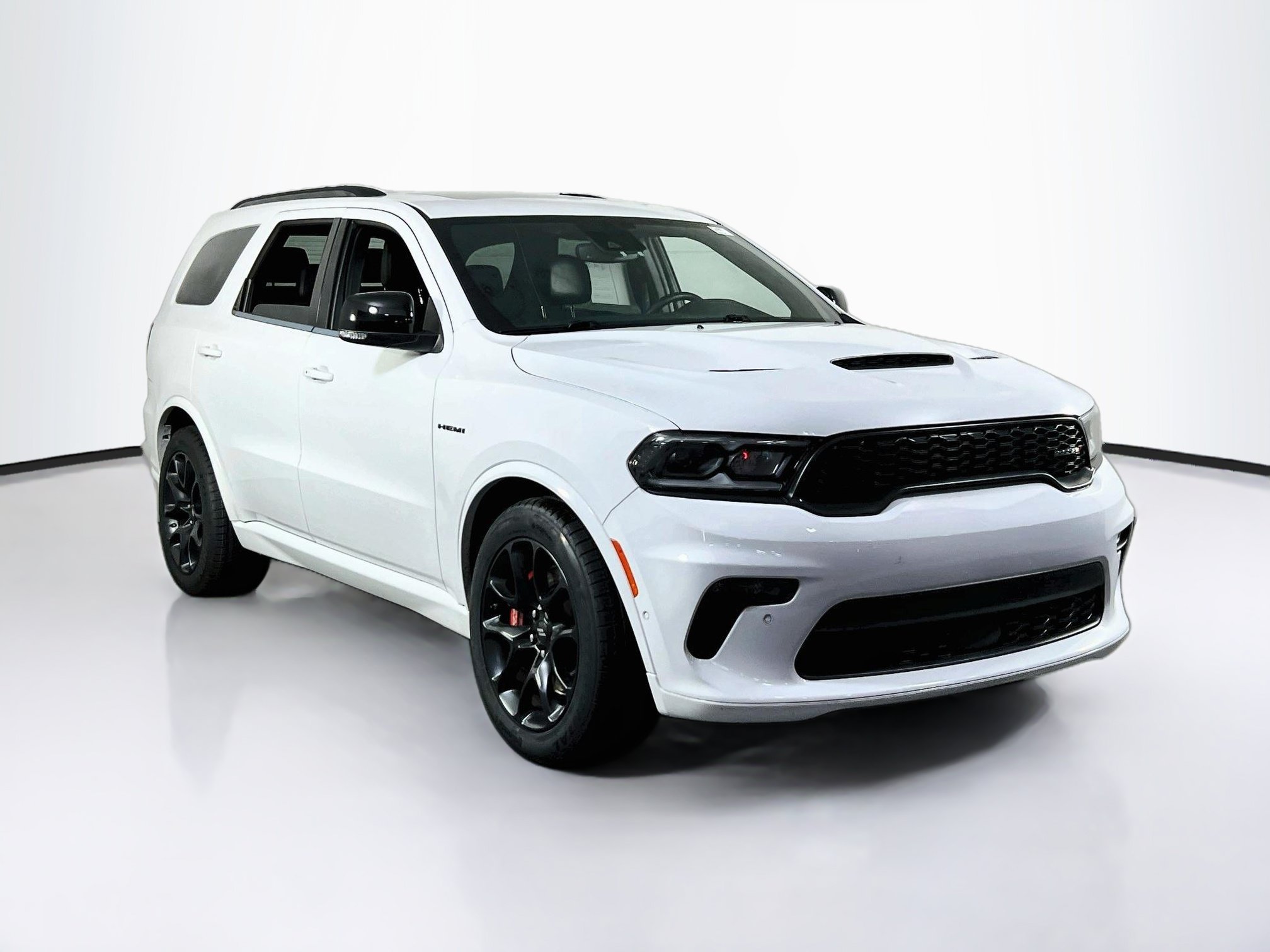 Used 2023 Dodge Durango R/T w/ Tow 'N Go Package AWD/4WD image 3