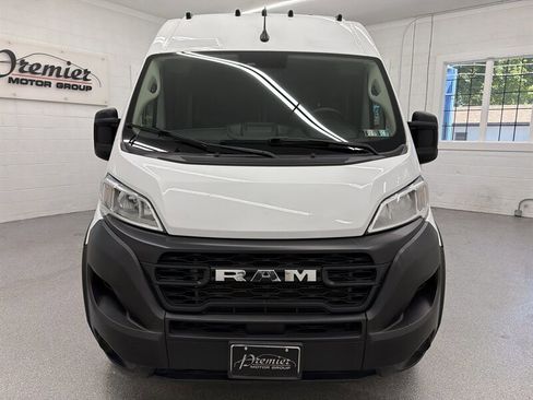 Used 2023 RAM ProMaster 2500 FWD image 2