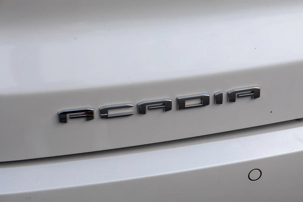 Used 2020 GMC Acadia Denali AWD/4WD image 42