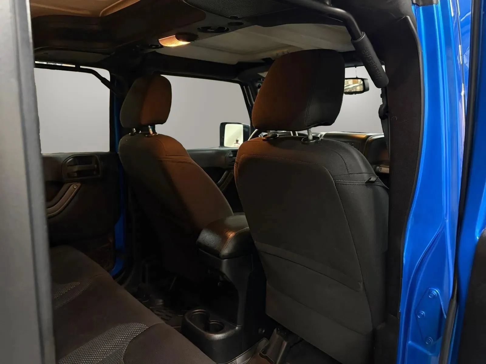 Used 2016 Jeep Wrangler Unlimited Sport AWD/4WD image 18