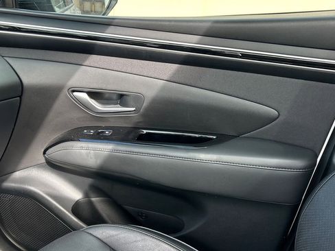 Used 2024 Hyundai Tucson Limited image 25