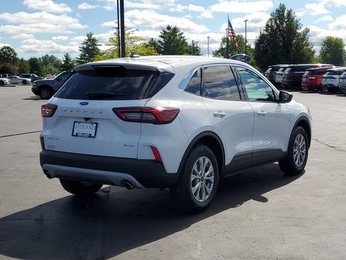 Certified 2024 Ford Escape Active AWD/4WD image 3