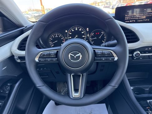 New 2026 MAZDA MAZDA3 2.5 Turbo Sedan w/Premium Plus image 17