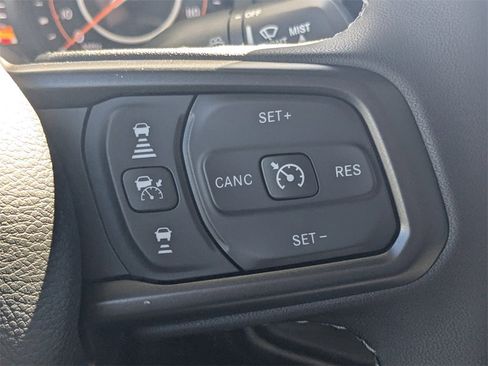 New 2025 Jeep Gladiator Sport image 25