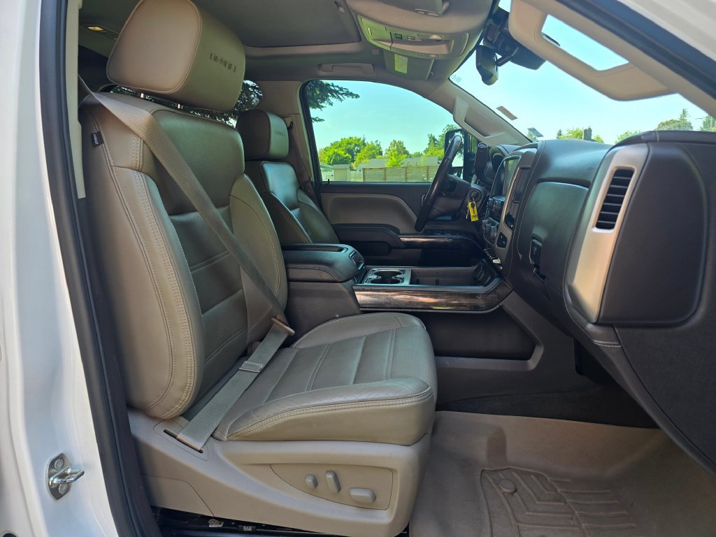 Used 2015 GMC Sierra 3500 Denali w/ Duramax Plus Package AWD/4WD image 17