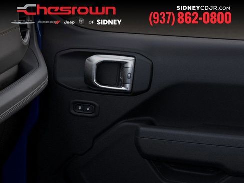 New 2025 Jeep Gladiator Sport AWD/4WD image 25