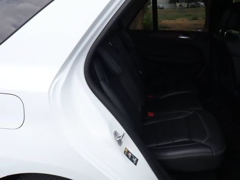 Used 2015 Mercedes-Benz ML 400 4MATIC image 21
