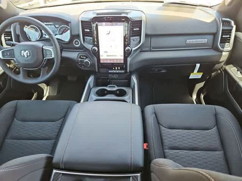 New 2026 RAM 1500 Big Horn AWD/4WD image 15
