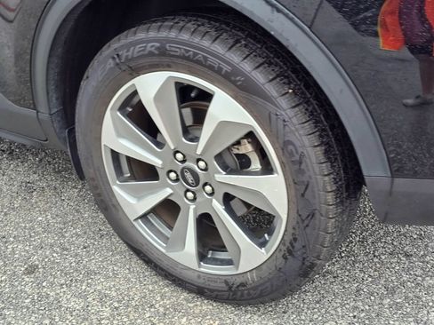 Used 2025 Ford Escape Platinum AWD/4WD image 7