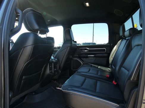 Used 2023 RAM 1500 Laramie AWD/4WD image 16
