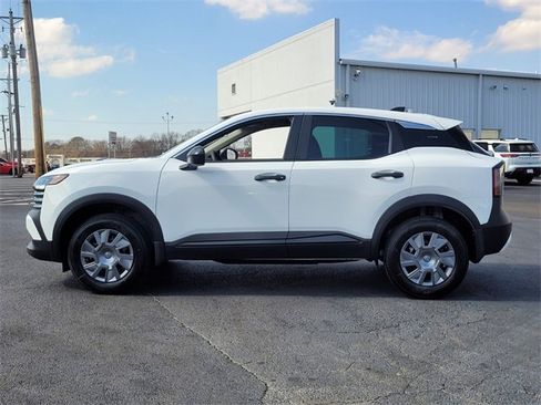 New 2026 Nissan Kicks S image 2