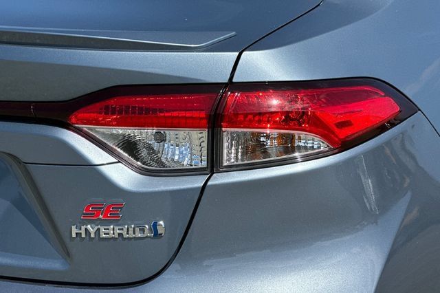 Used 2024 Toyota Corolla SE FWD image 33
