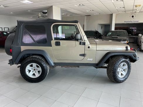 Used 2004 Jeep Wrangler Rubicon image 9
