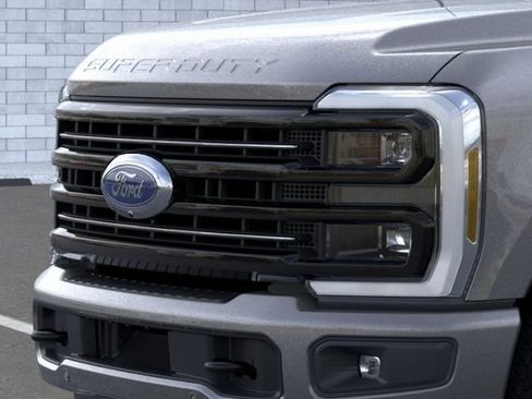 New 2026 Ford F250 Platinum AWD/4WD image 6