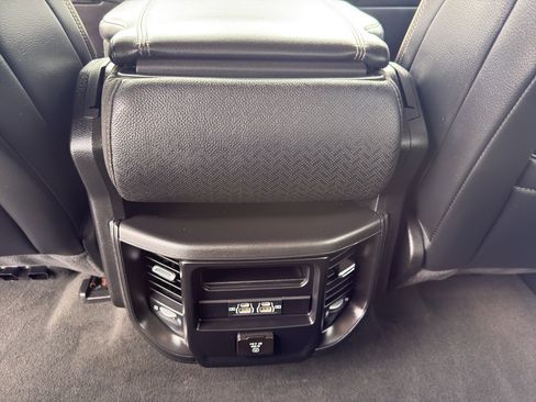 Used 2022 RAM 1500 Laramie image 29