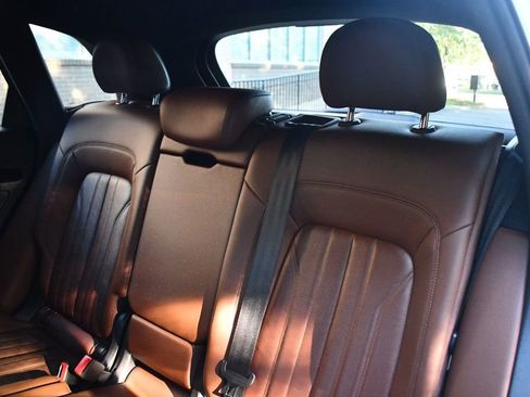 Used 2019 Audi Q5 2.0T Premium image 24