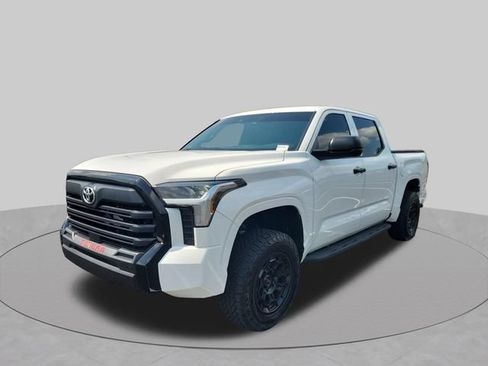 Used 2023 Toyota Tundra SR w/ SR Tow Package AWD/4WD image 12