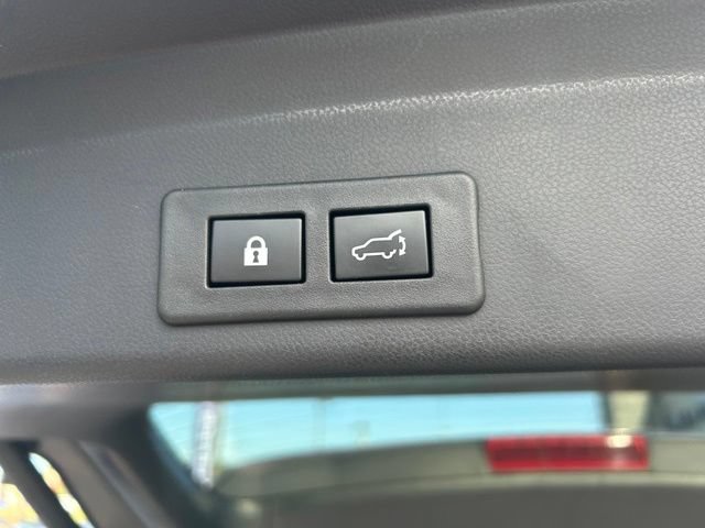 Used 2023 Subaru Ascent Limited AWD/4WD image 11
