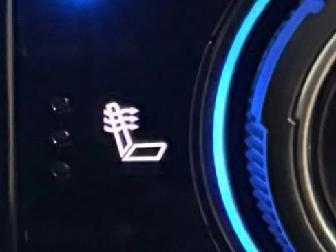 Used 2023 Chevrolet Silverado 1500 LTZ w/ LTZ Premium Package image 41