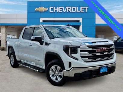 New 2024 GMC Sierra 1500 SLE