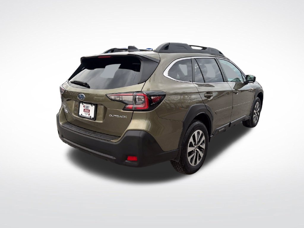 Used 2024 Subaru Outback Premium AWD/4WD image 16