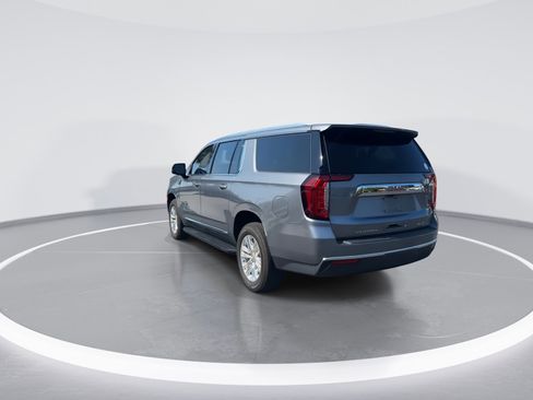 Used 2022 GMC Yukon XL SLT w/ SLT Premium Package AWD/4WD image 7