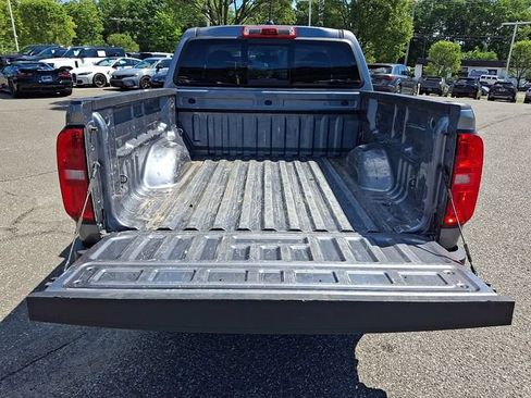Used 2021 Chevrolet Colorado Z71 AWD/4WD image 31