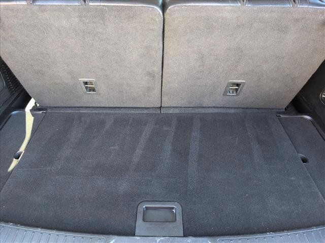 Used 2021 Ford Explorer Limited w/ Equipment Group 301A AWD/4WD image 6