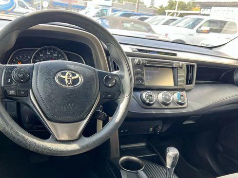 Used 2015 Toyota RAV4 LE image 13