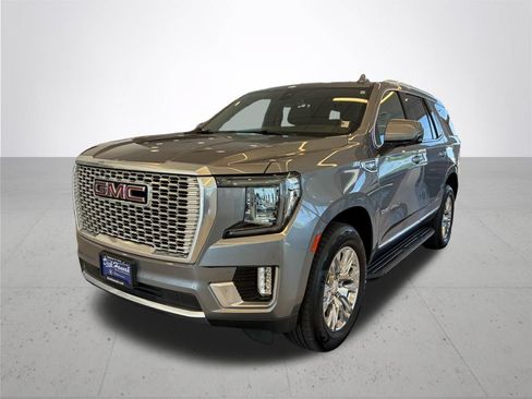 Used 2022 GMC Yukon Denali AWD/4WD image 2