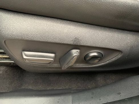 Used 2024 Toyota Grand Highlander AWD Hybrid image 27