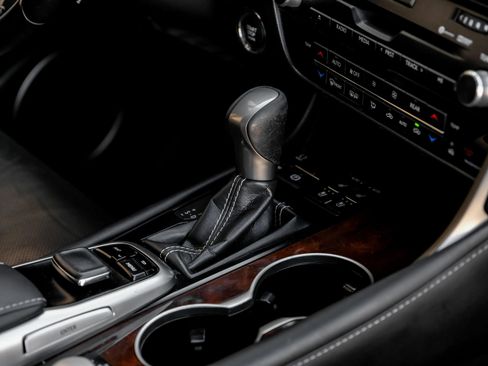 Used 2018 Lexus RX 350L AWD image 28
