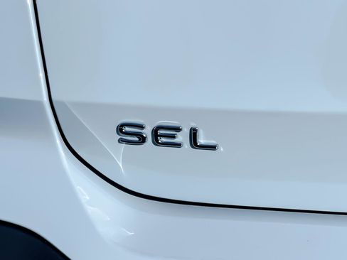 New 2026 Volkswagen Taos SEL image 26